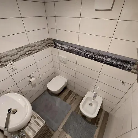 Tiha Dolina Zelezniki