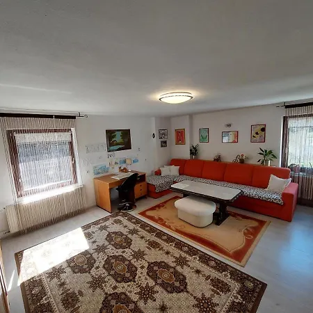 Tiha Dolina Zelezniki