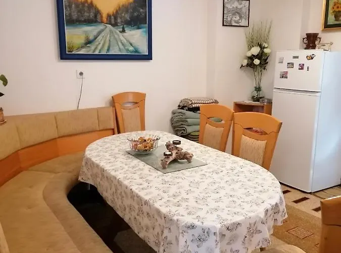 Tiha Dolina בית נופש Zelezniki