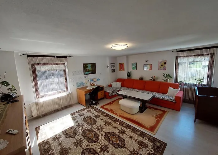 Tiha Dolina Zelezniki